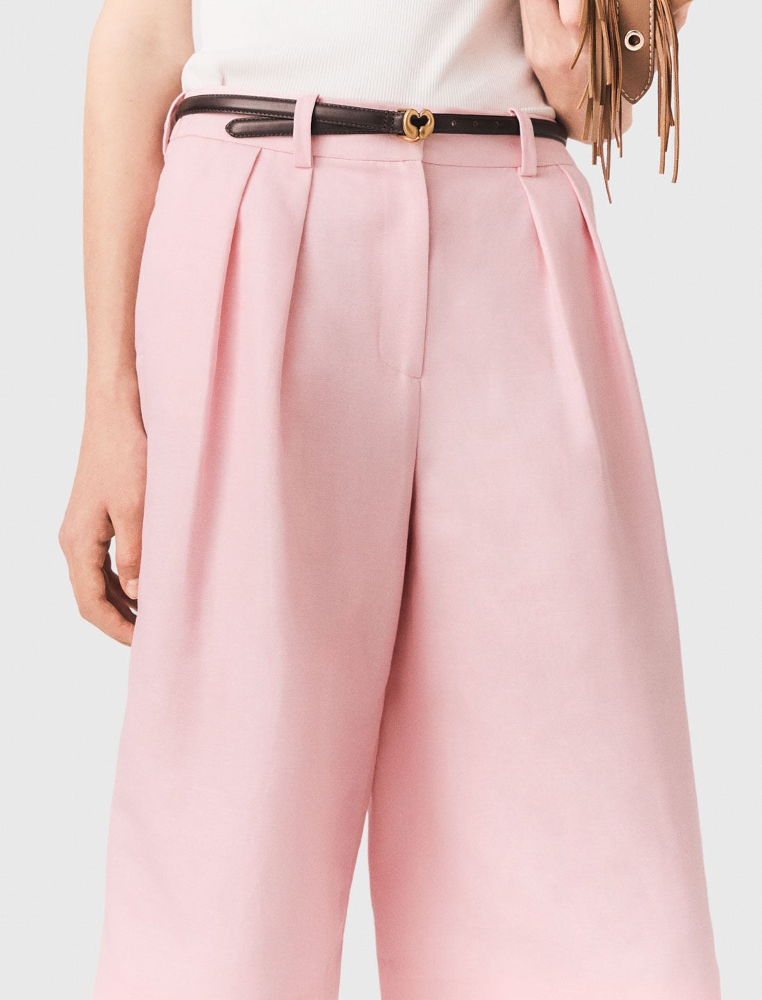 Maje Pleated linen blend Bermuda shorts
