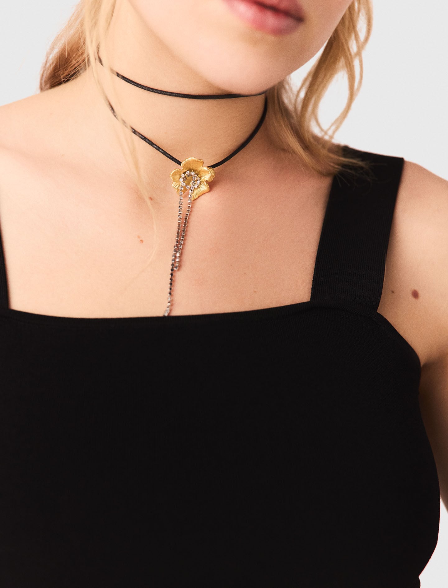 Maje Flower necklace